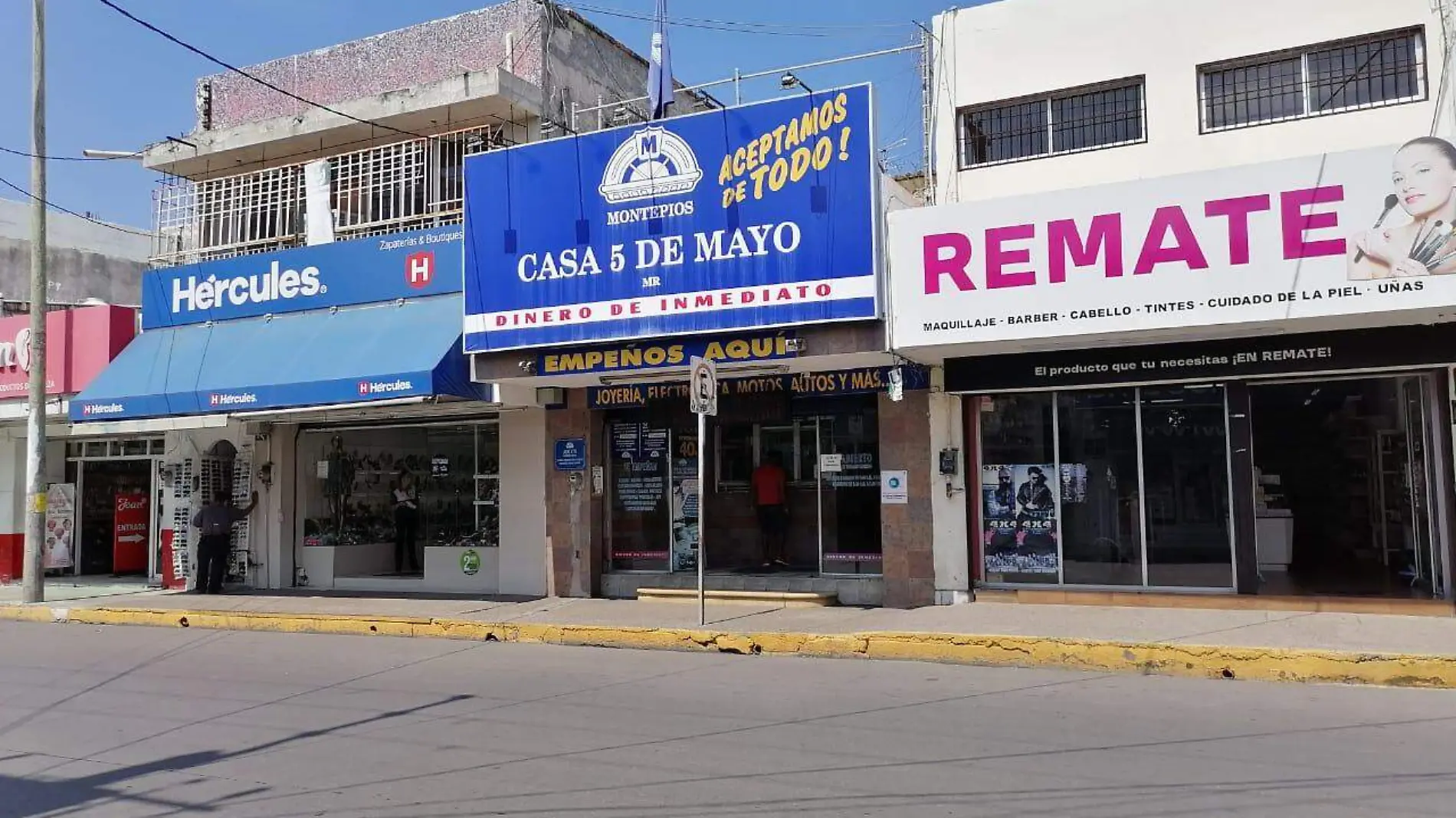 Disminuyen ventas en comercios1